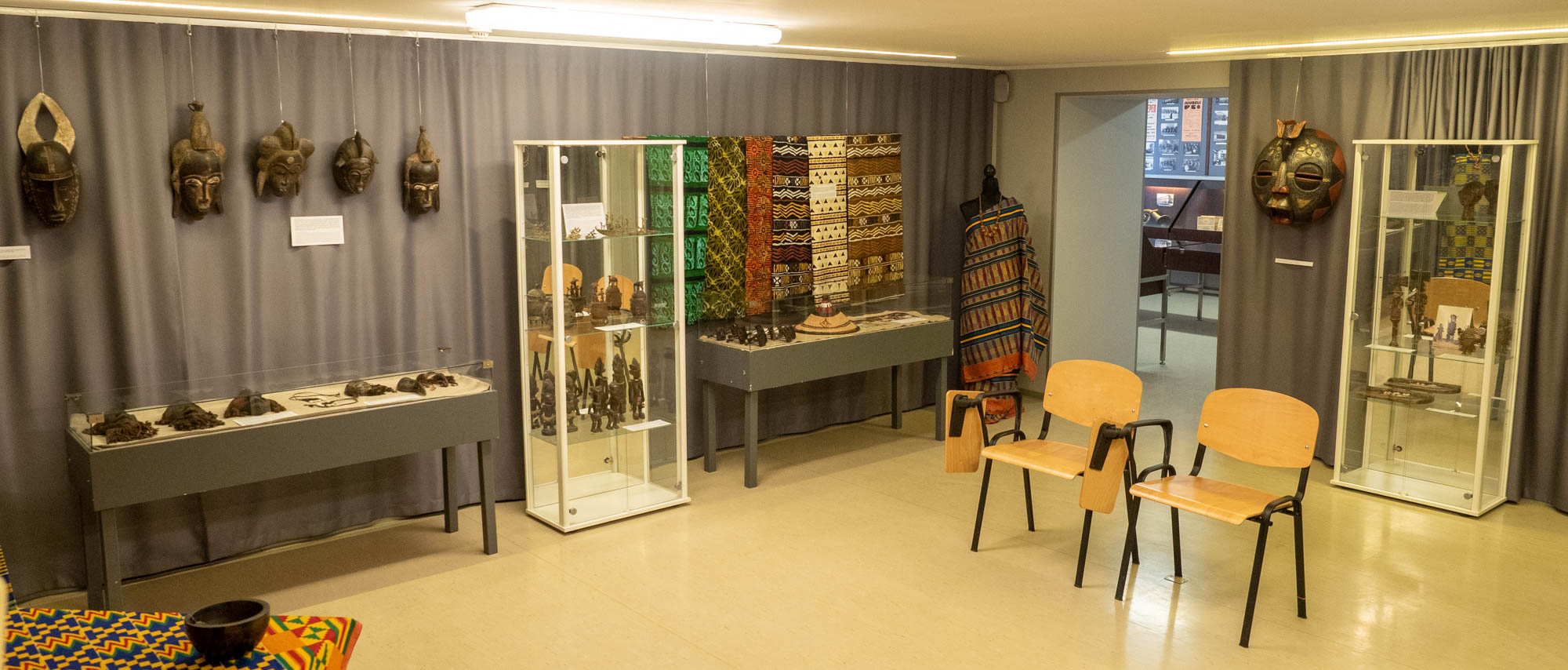 Ashanti kultuuri ja Aafrika maskide näitus